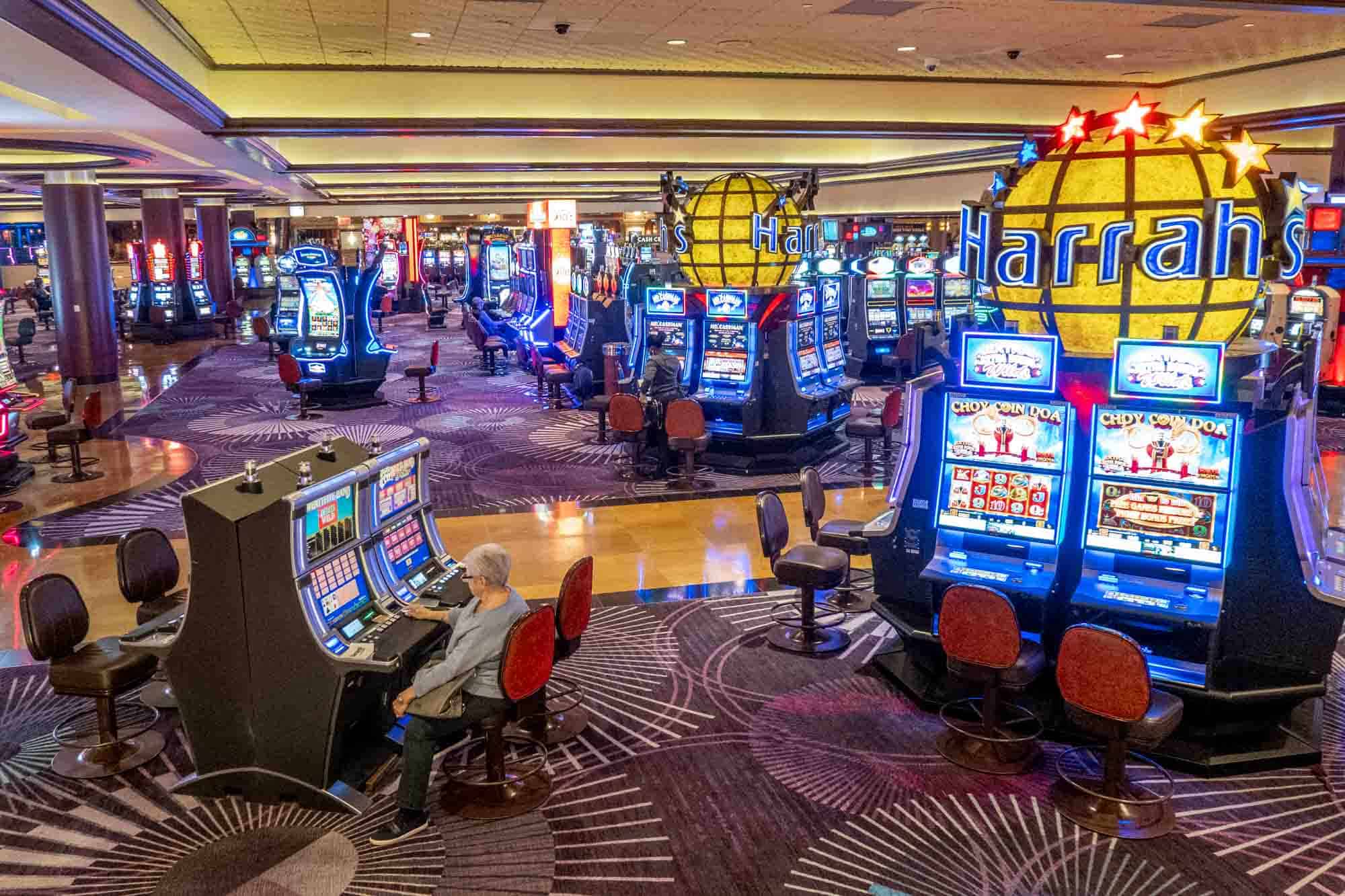 Blackjack Stratejisi: Stratejik Kararlarınızla Kazanma Yollarını Keşfedin